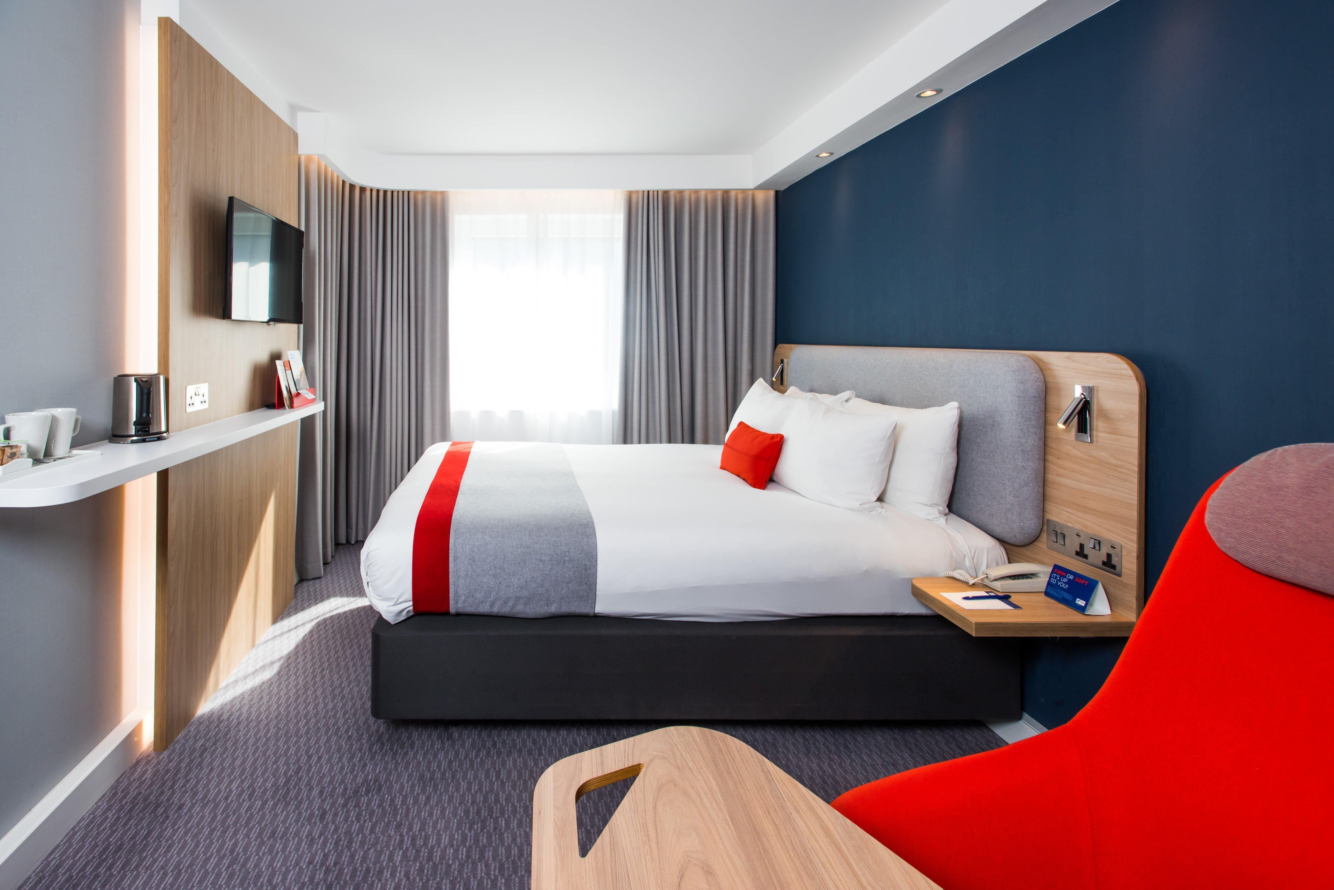 Holiday Inn Express London-Wimbledon-South, An Ihg Hotel Екстериор снимка